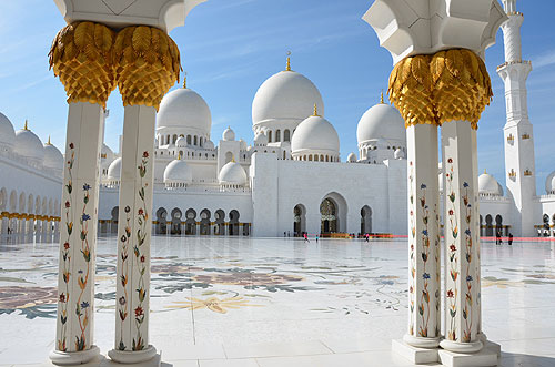 Sheikh Zayed Grand Mosque Abu Dhabi eighth largest mosque in the world worldtimezone travel