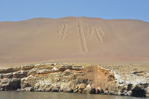 Paracas candelabra Paracas peninsula Pisco bay Candelabra of the Andes prehistoric geoglyph Paracas National Marine Reserve UNESCO World Heritage Site, worldtimezone travel